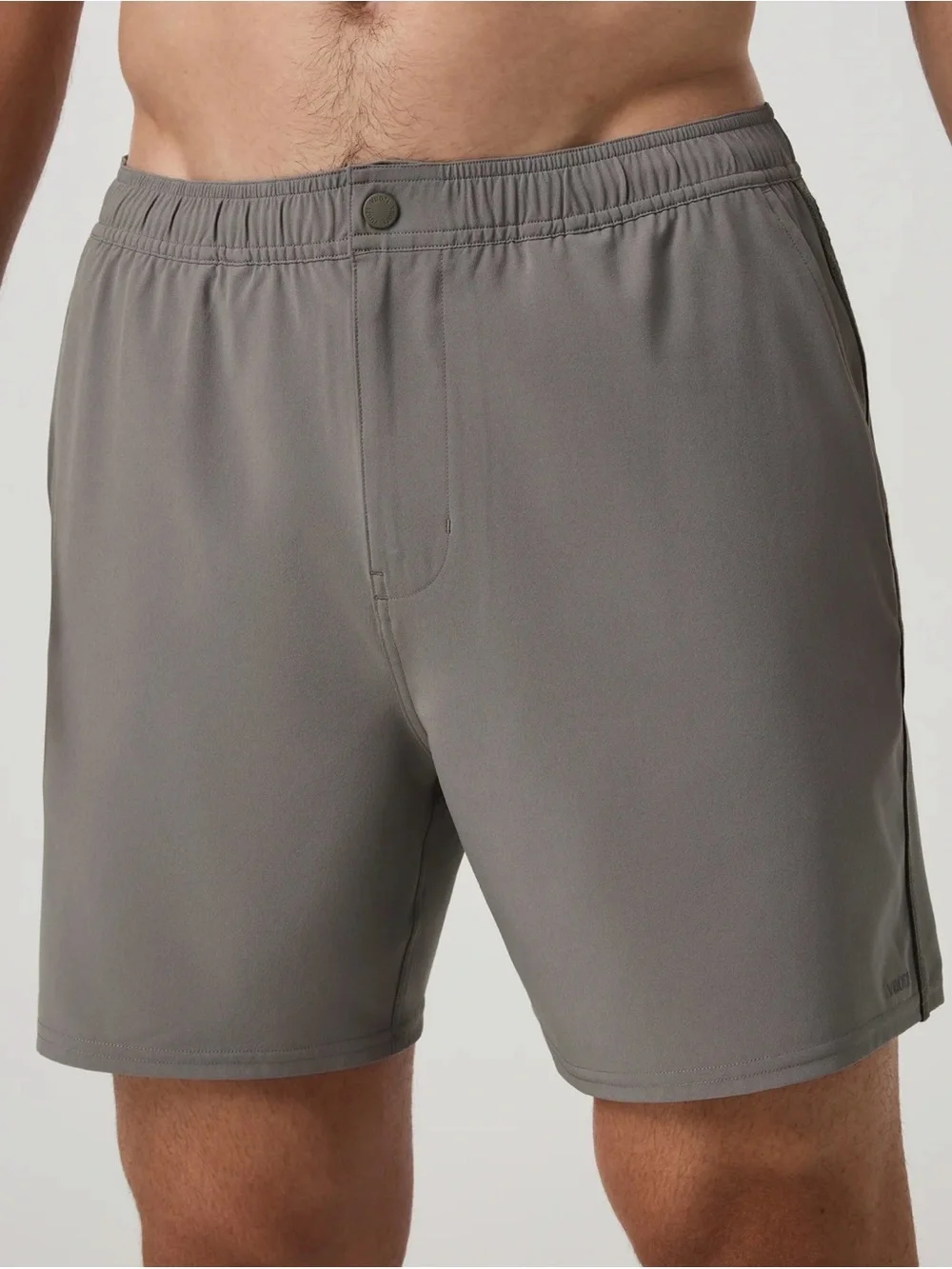 Vuori Men’s “Banks Resort” Short 7” Inseam w/ Brief Mesh Liner (M)